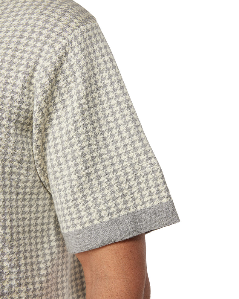 Grey Half-Sleeve Flat Knit Houndstooth Shirt