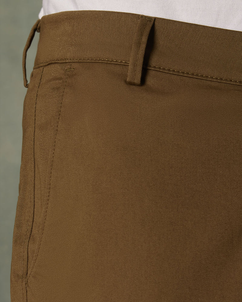 Elevate Everyday Stretch Chinos - Olive