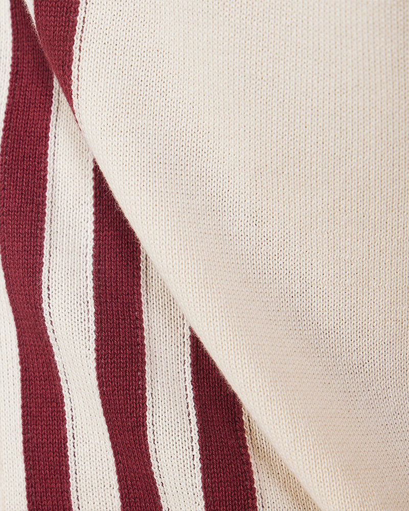 Cream & Red Half-Sleeve Flat Knit Shirt