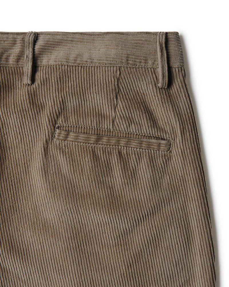 Sierra Corduroy Pleated Chinos - Khaki