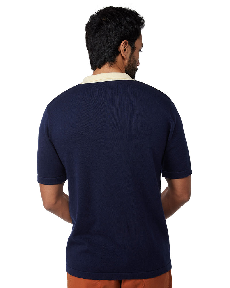 Dark Blue & Ecru Half-Sleeve Flat Knit Shirt
